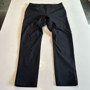 Lululemon ABC pant slim fit